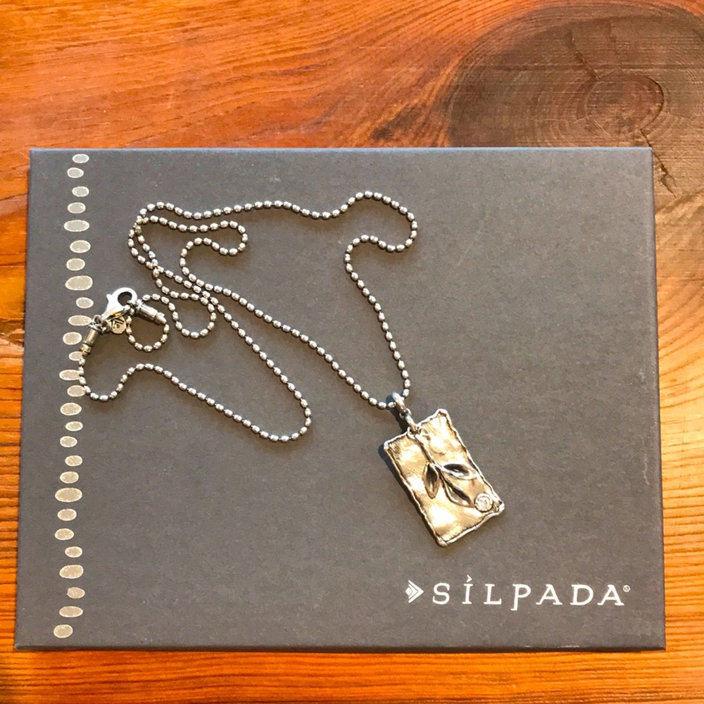 Beautiful Silpada Designs necklace!